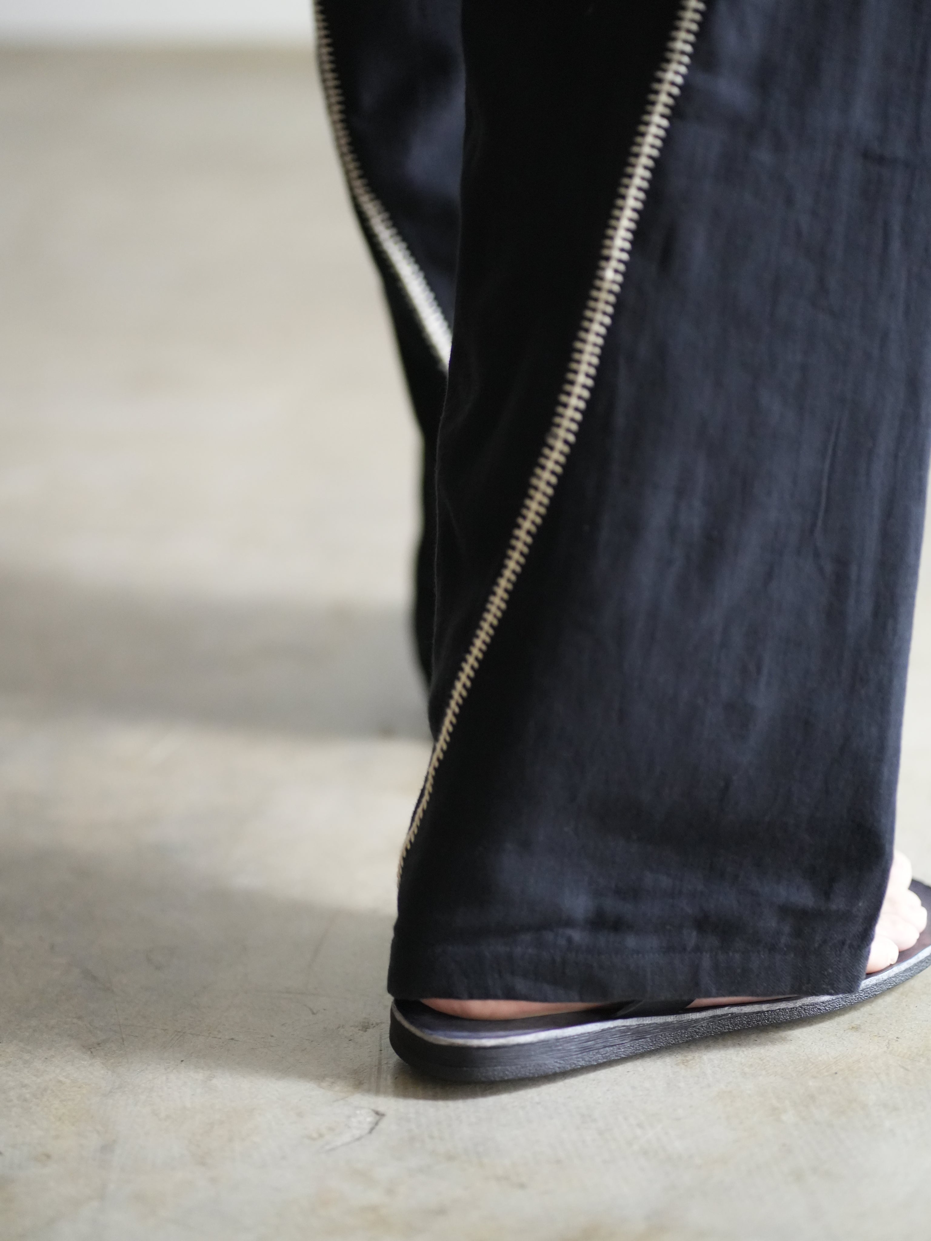 Rabari Sultan Pant(Black/Ecru)