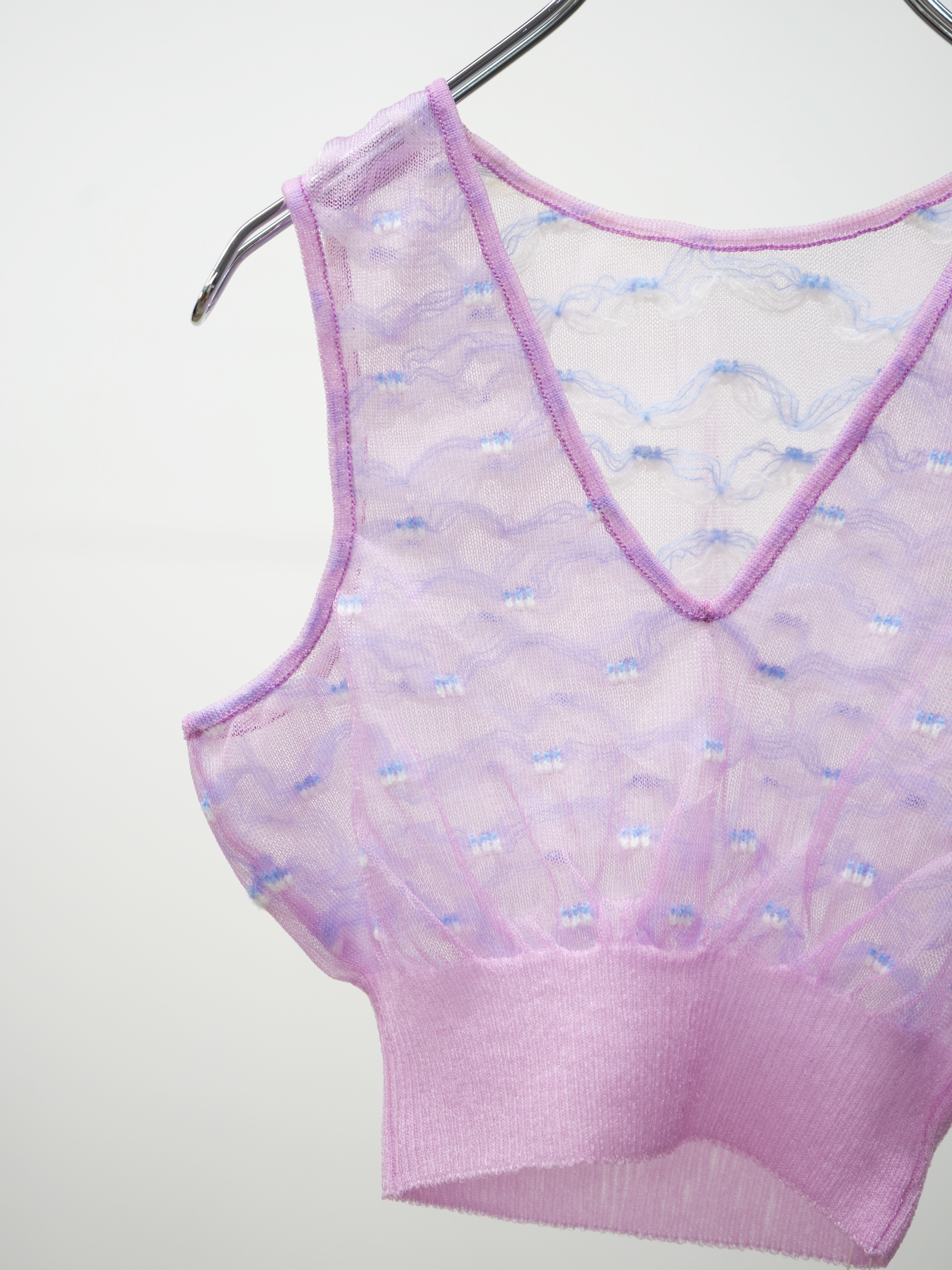JACQUARD V/N SHEER TOPS