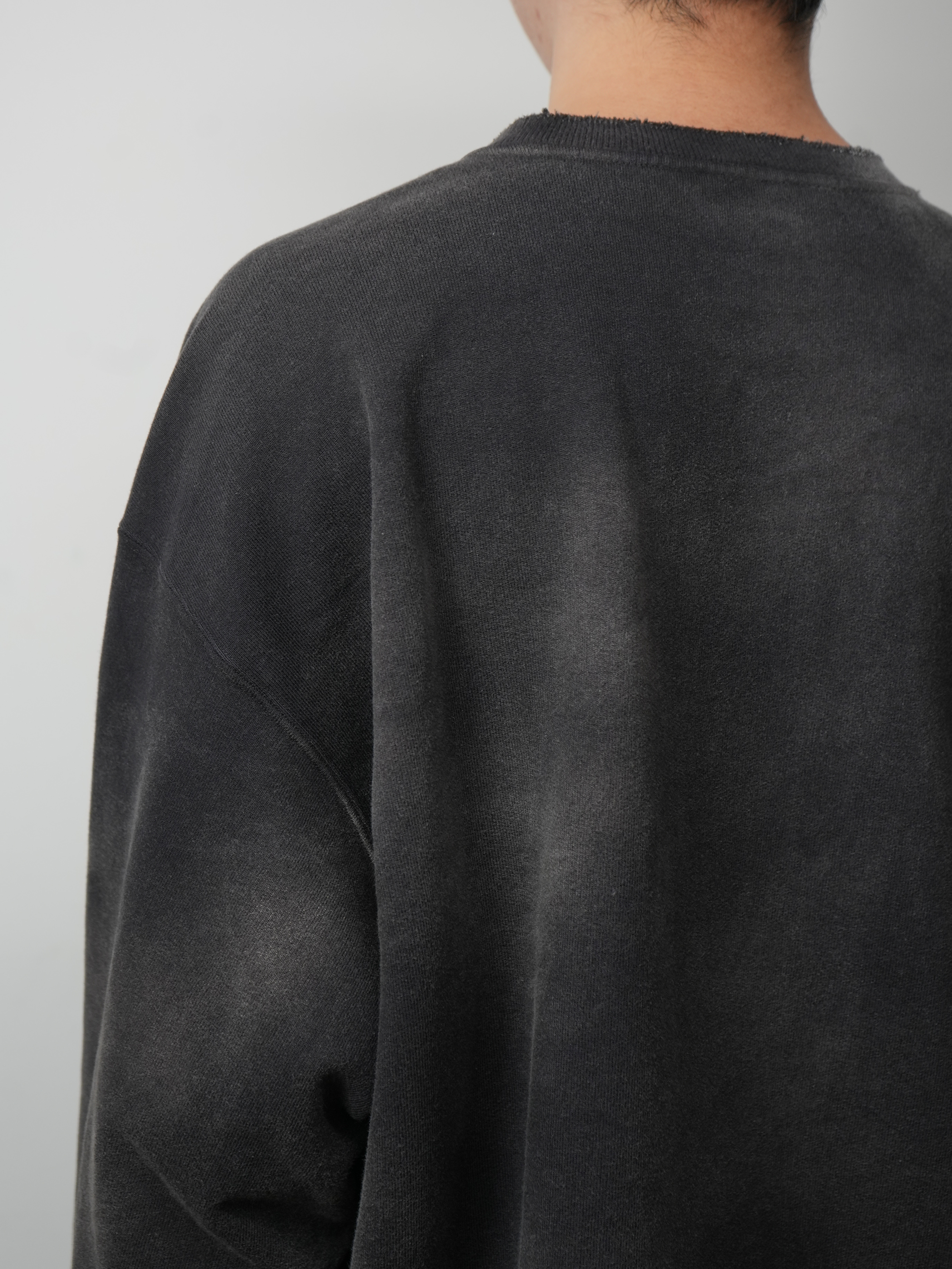 UNEVENNESS SWEAT SHIRT(BLACK)