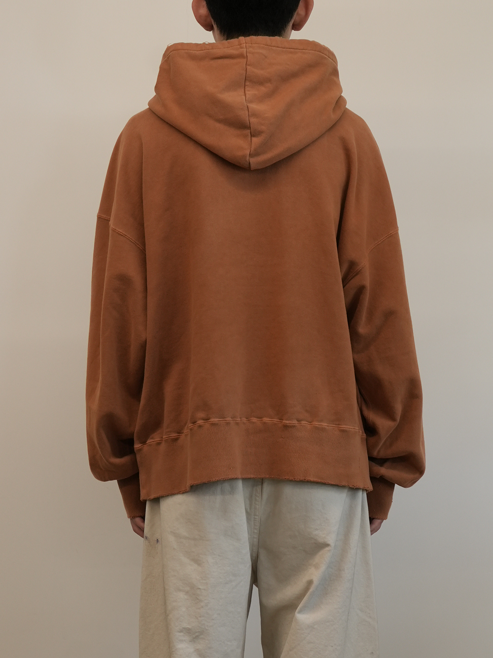 DYED DAMAGE HOODIE(TERRACOTTA)