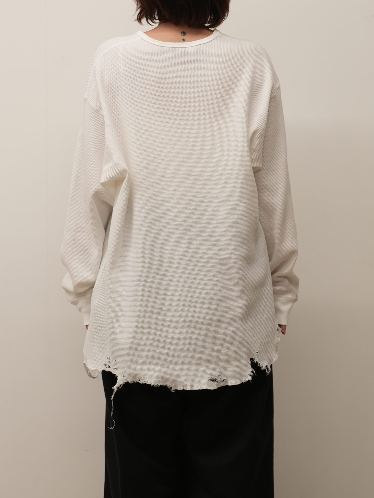 DAMAGE WAFFLE CREW LS T-SHIRT(WHITE)