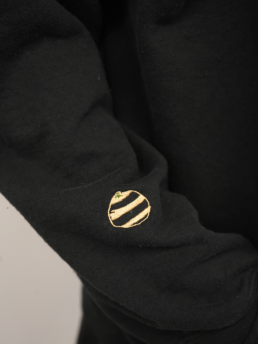 EMBROIDERY AGING HOODIE(BLACK)