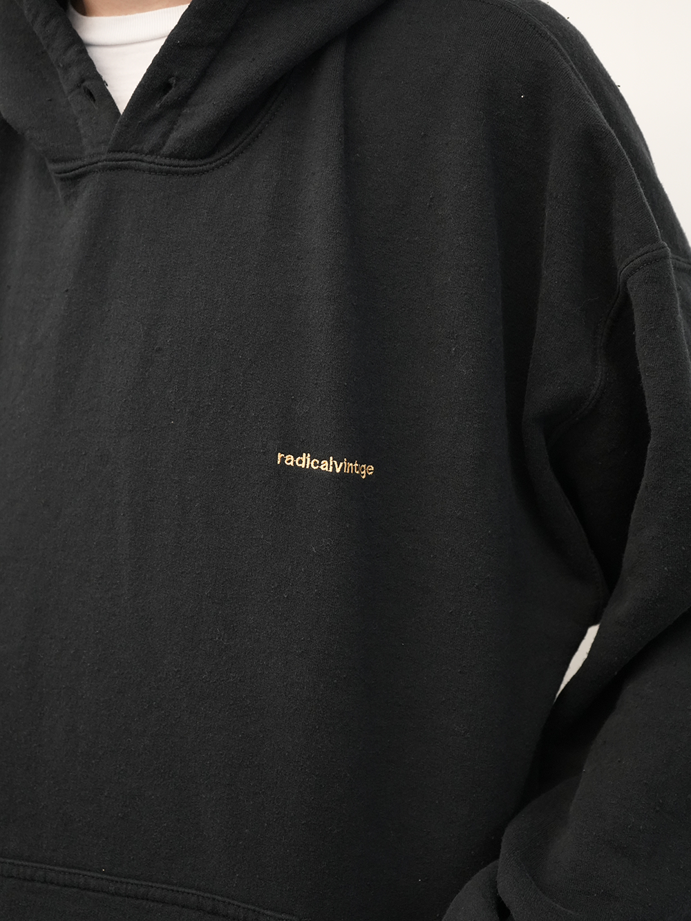 EMBROIDERY AGING HOODIE(BLACK)