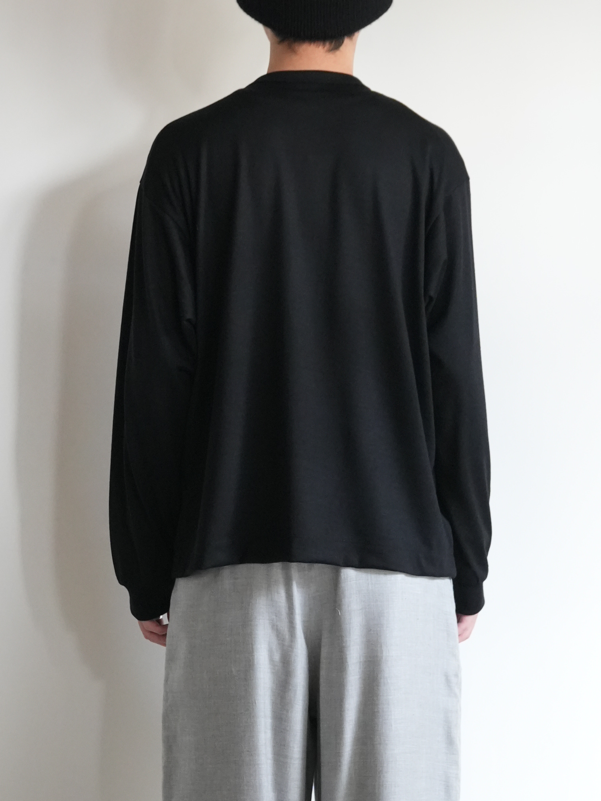 Super 140’s Melino Wool Crewneck Cardigan