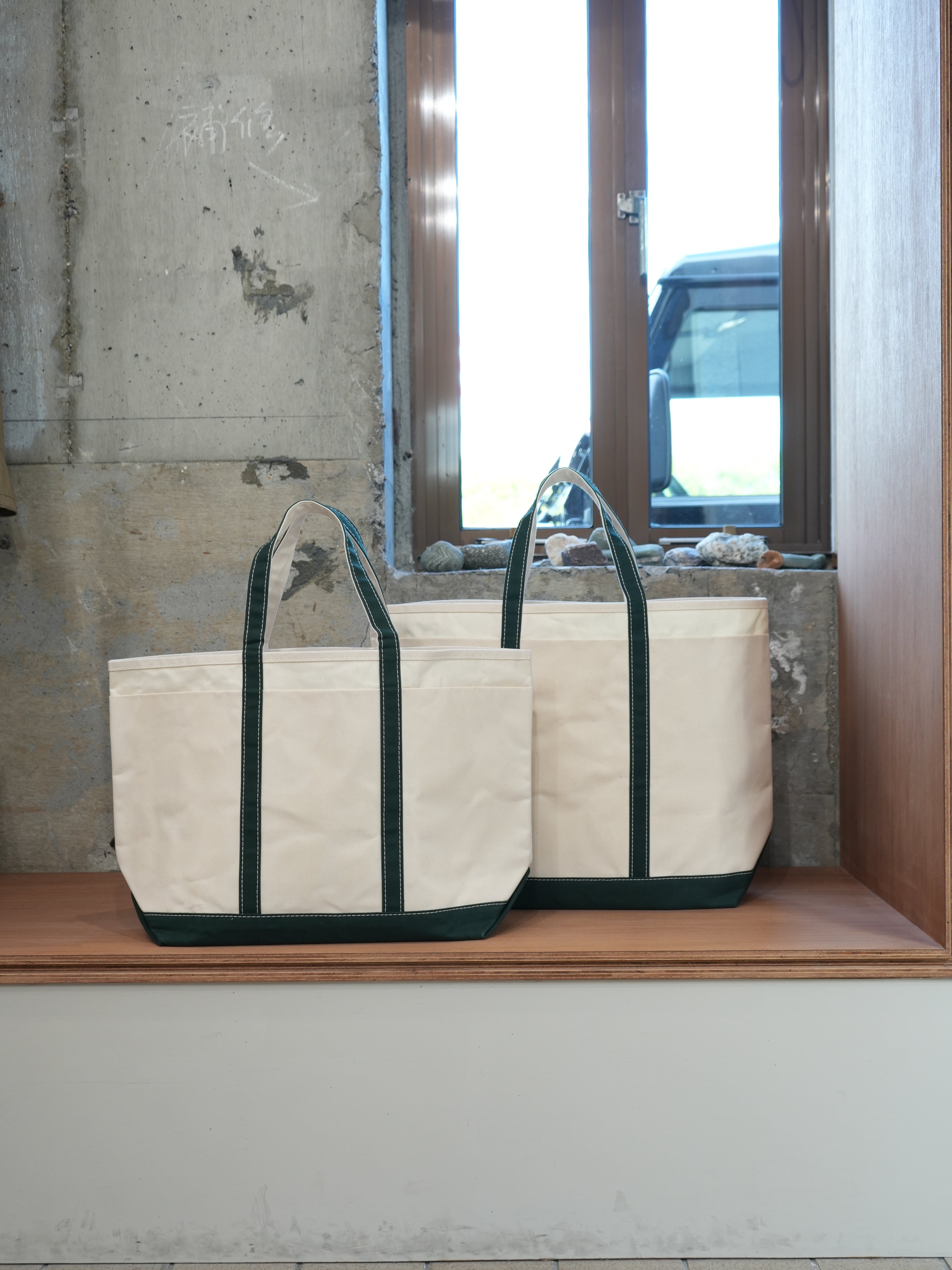 【予約注文】Base Field Tote (White×ForestGreen)