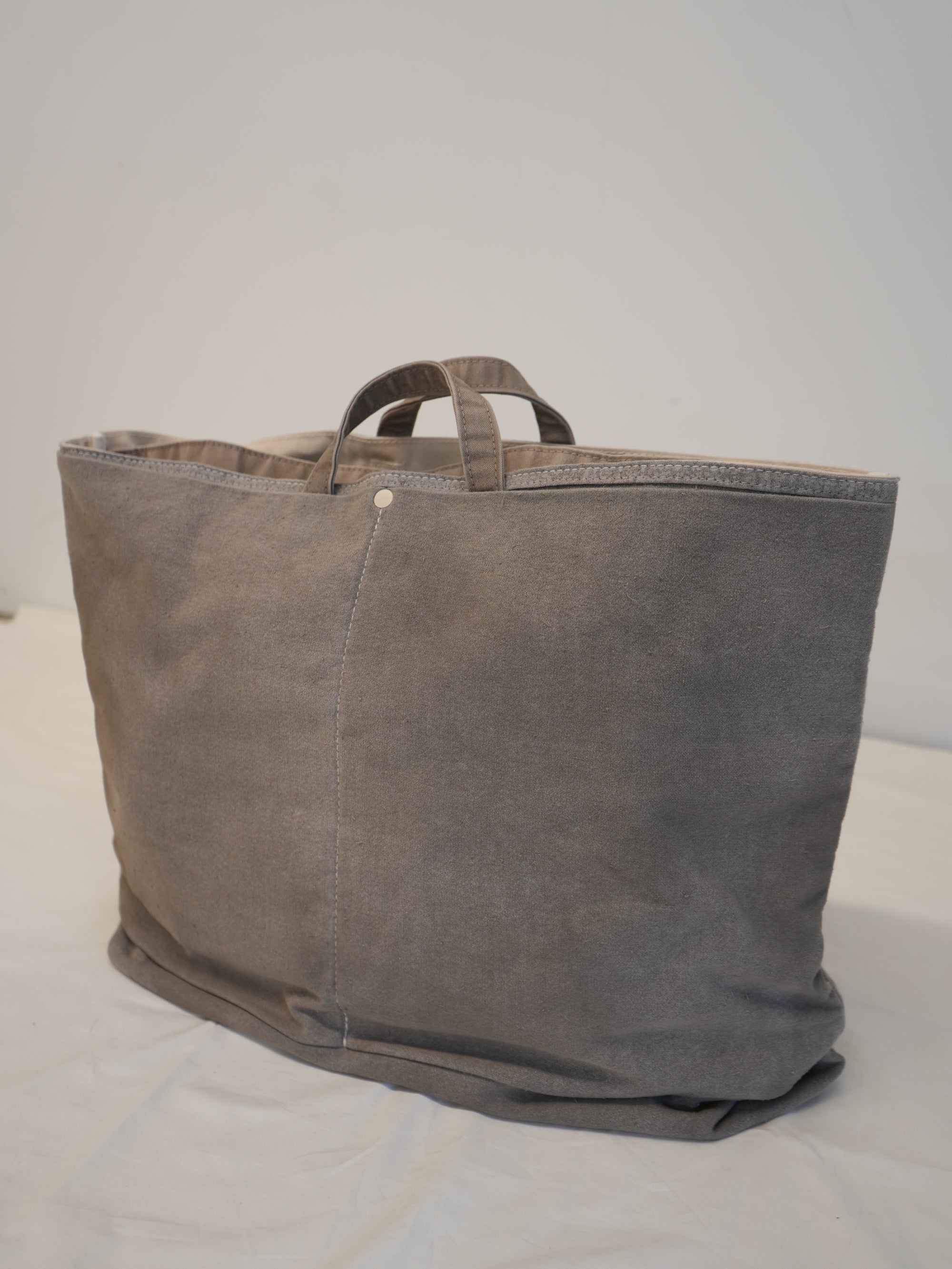 ANCELLM with This is a(n) C/R DUCK BAG (GREIGE)