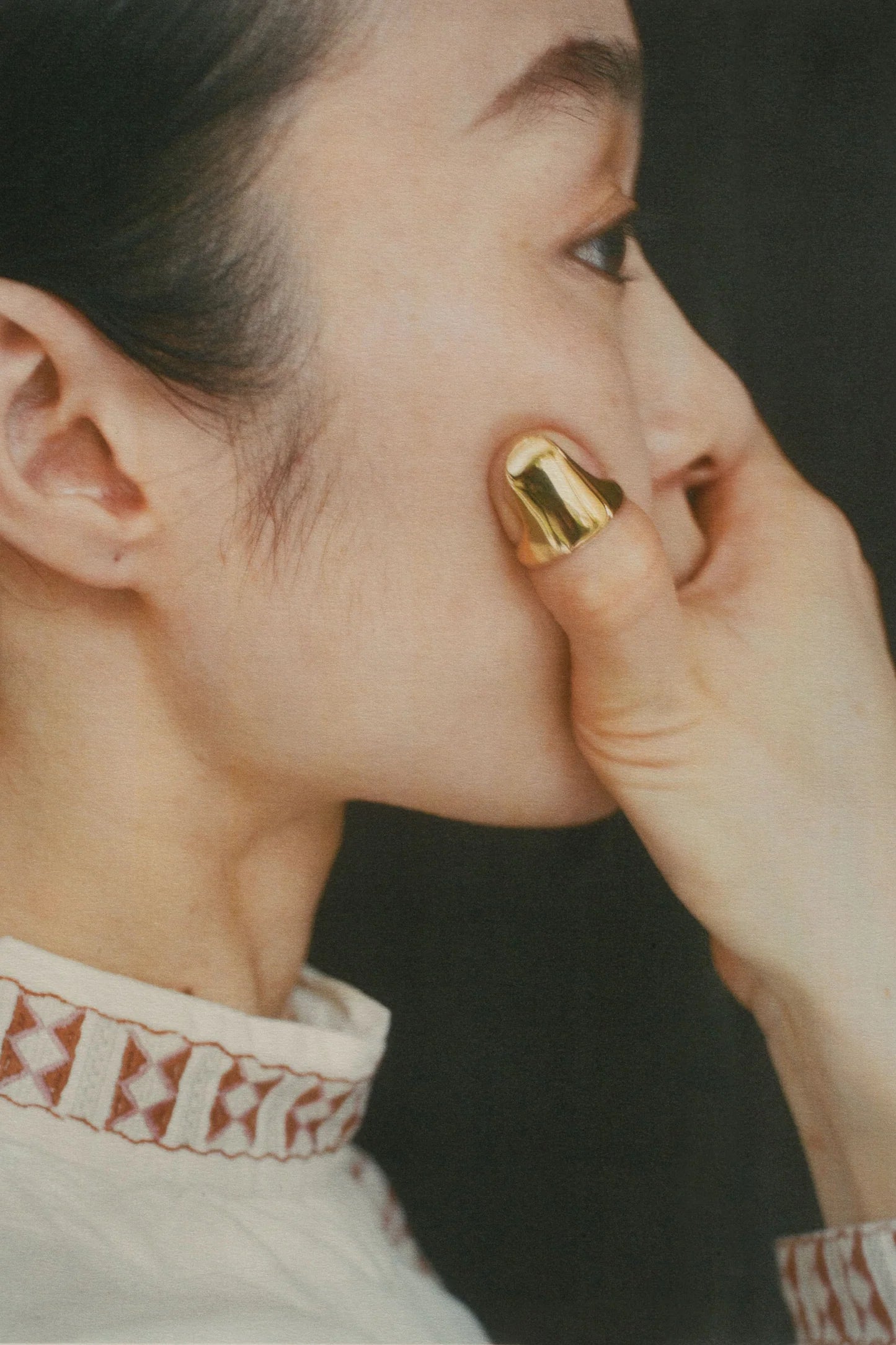 NAIL RING