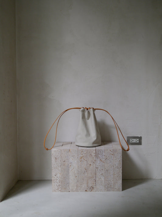 Woven Drawstring Bucket Bag(Ivory)