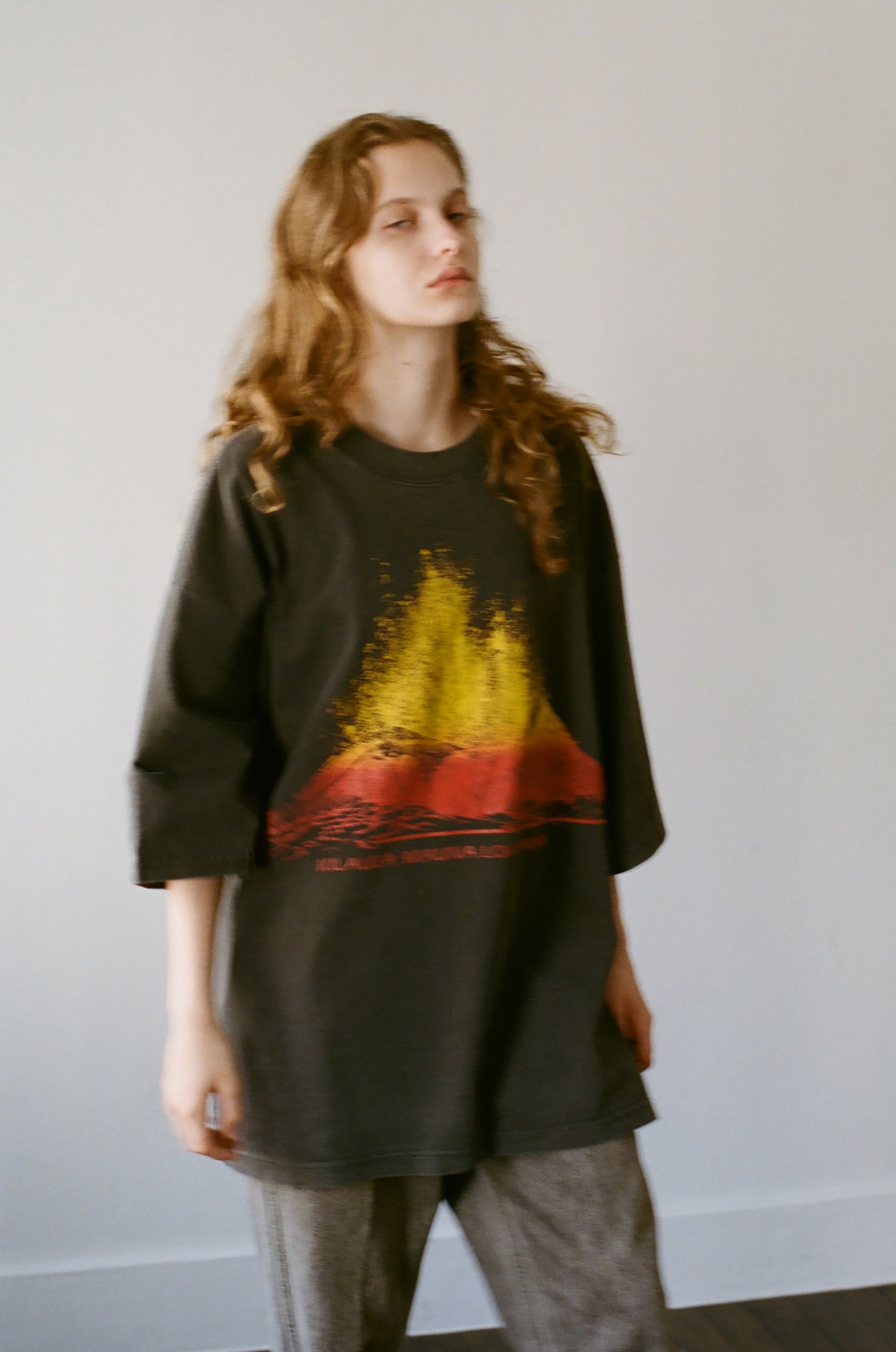 Tohji VOLCANIC SUMMER 頂上 DIMENSION TシャツL Tohji VOLCANIC SUMMER 頂上 DIMENSION TシャツL 割引超特価Tohji
