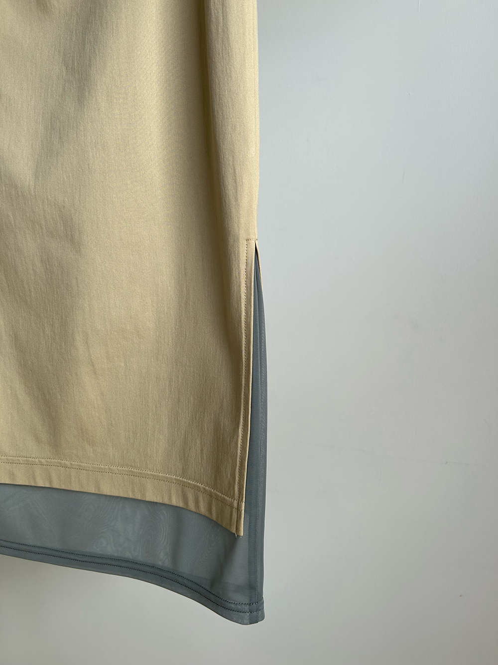 Sheer Layerd Midi Skirt(Sand)