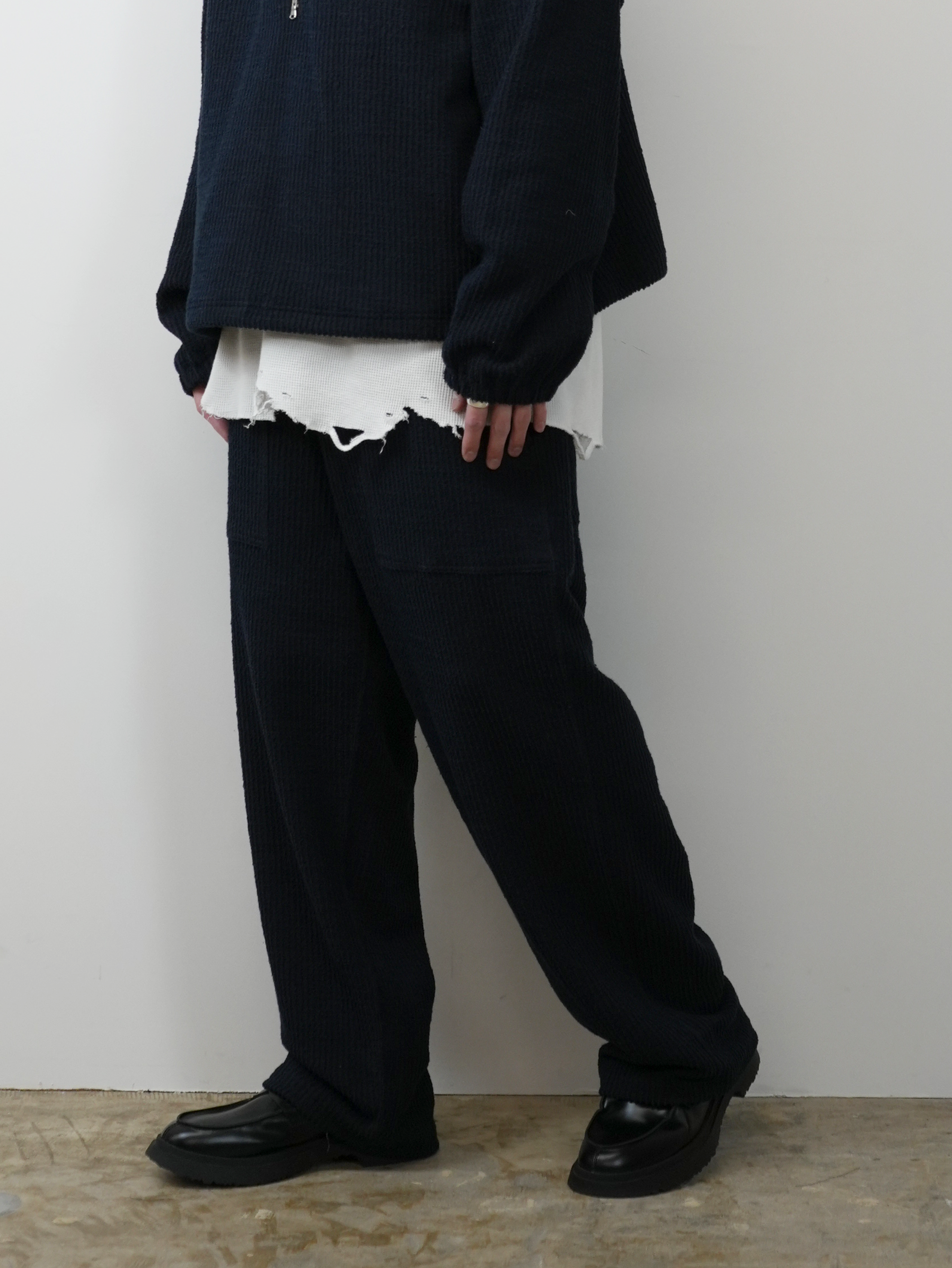 CUT STRIPE EASY BAKER PANTS(NAVY)