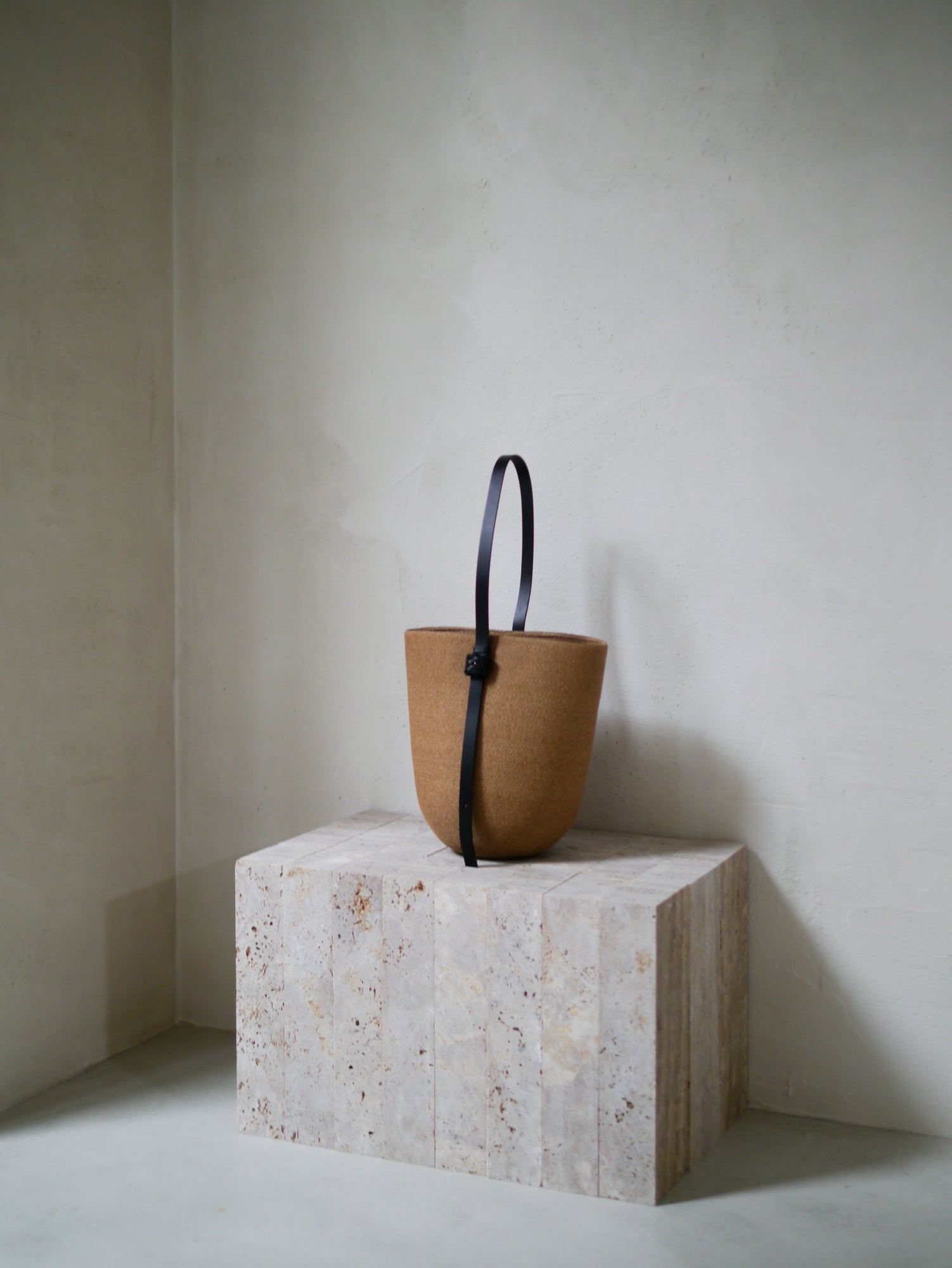 Koreng Bucket Bag
