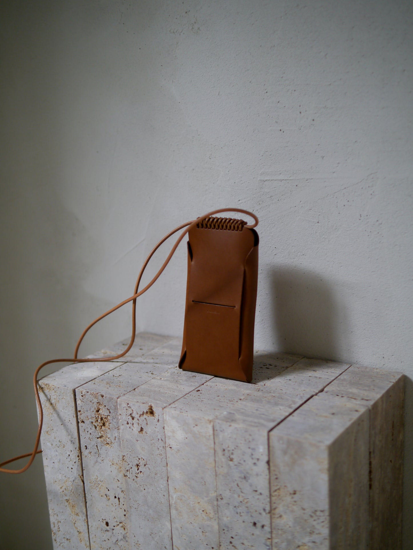 Woven Iphone Pouch(Chestnut)