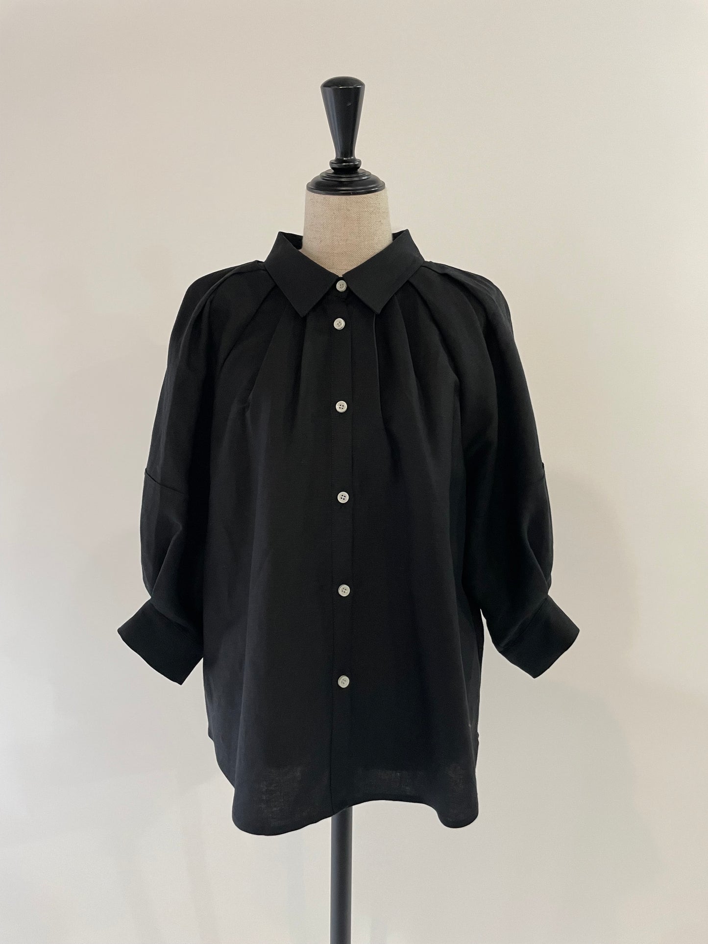 Drape Sleeve Shirt(BLACK)